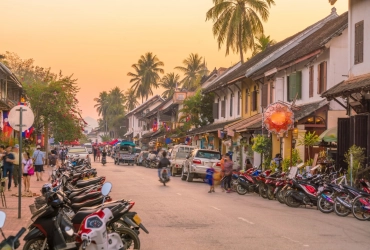 Visita della città di Luang Prabang con tuktuk(B)