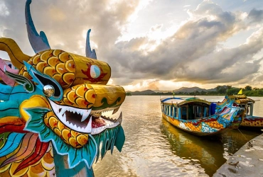 Hue - Volo per Hanoi (B) Senza guida a Hanoi