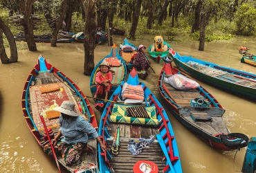 Siem Reap - Villaggio dei Camminatori - Lago Tonle Sap (B)