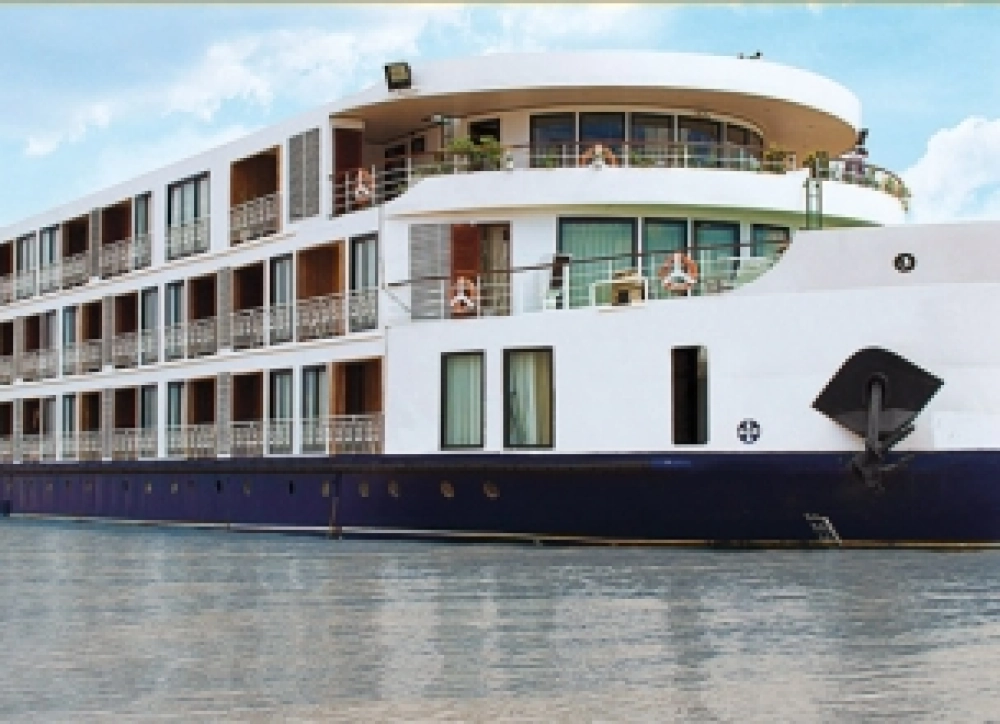 Sbarco a Kampong Cham (B)