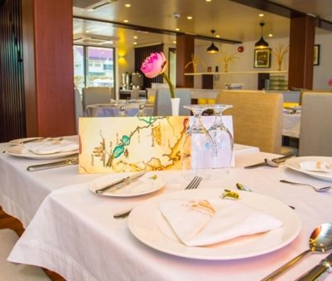Crociera RV Indochine I