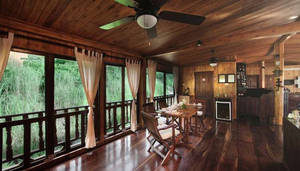 Partenza da Luang Prabang (B, L, D)