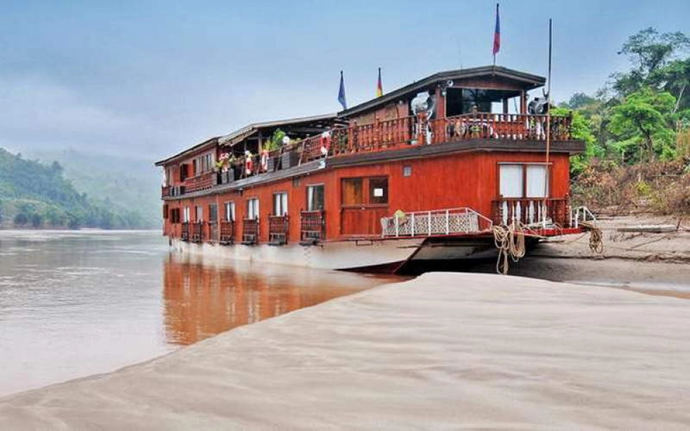Vientiane - Imbarco (D)