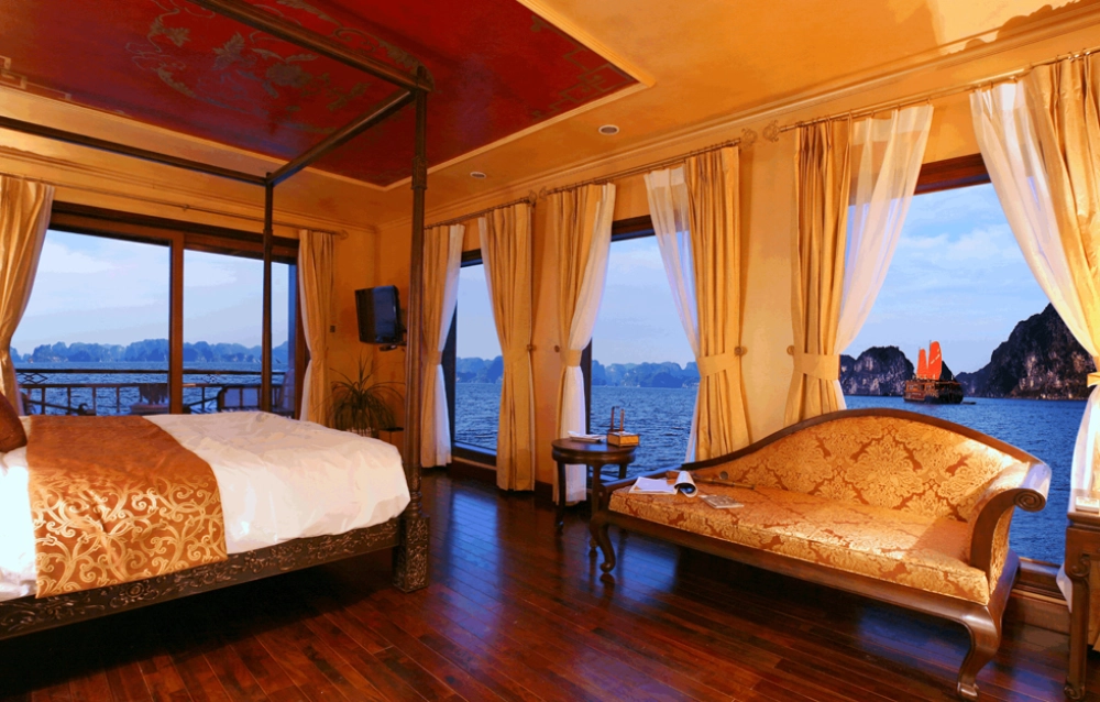 Hanoi – Baia d’Halong (L, D)