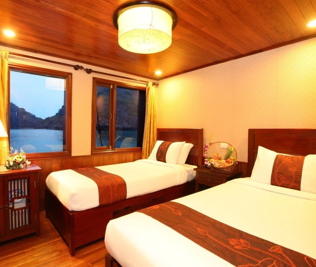 Jonque Indochina Sails
