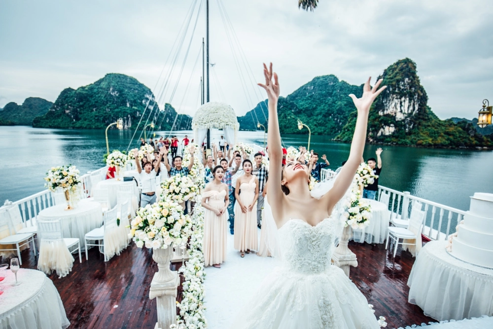 Baie d’Halong – Hanoi (B)