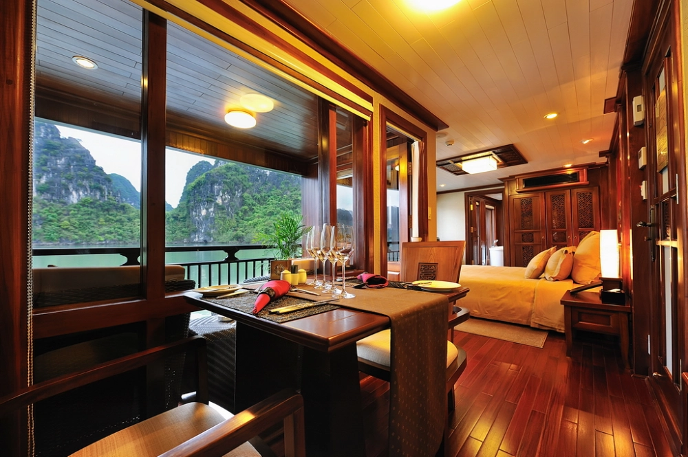 Baia d’Ha Long - Hanoi (B)