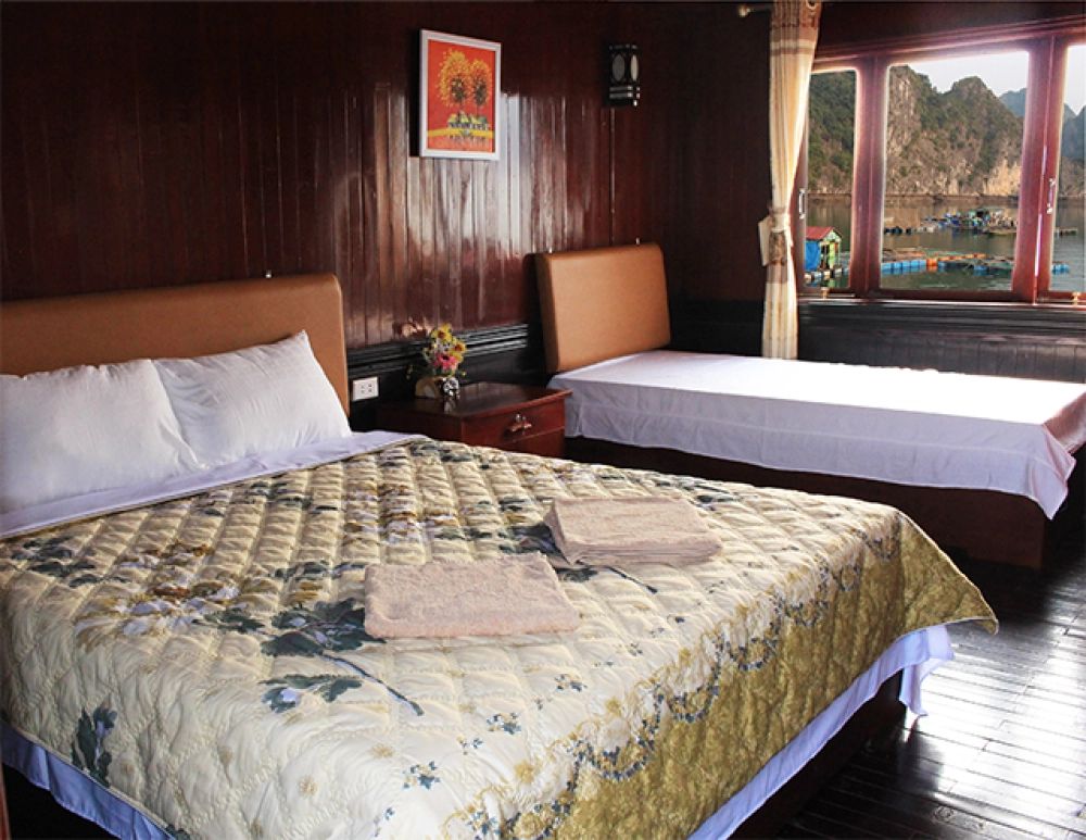 Hanoi- Baies d’Halong (L, D)