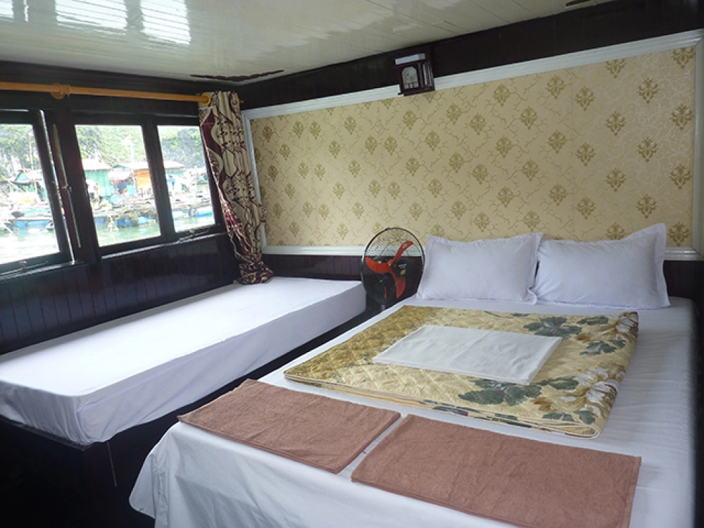 Baie d’Halong (B, L, D)