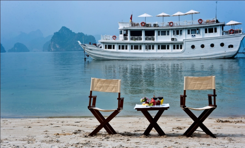 Baie d’Ha Long - Hanoi (B)
