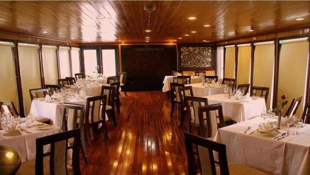 Baia di Halong - Corso di cucina (B, L, D)