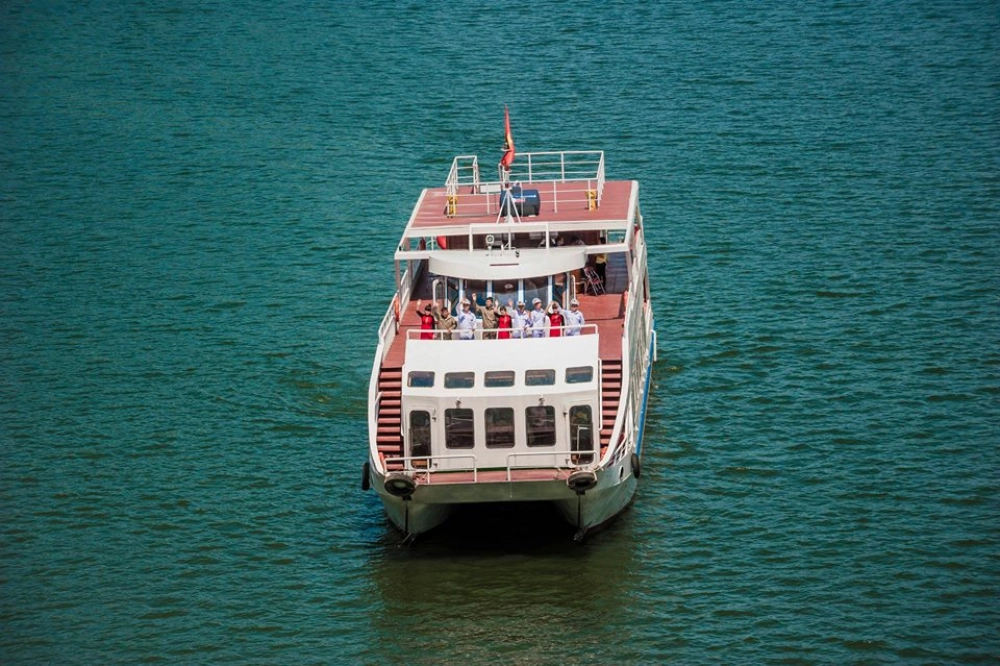 Hanoi- Ville de Hoa Binh – Cœur du lac Hoa Binh (L, D)
