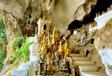 Luang Prabang - Grotte di Pak Ou (B, L, D)