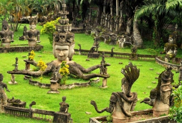 Vientiane - Buddha (B, L, D)