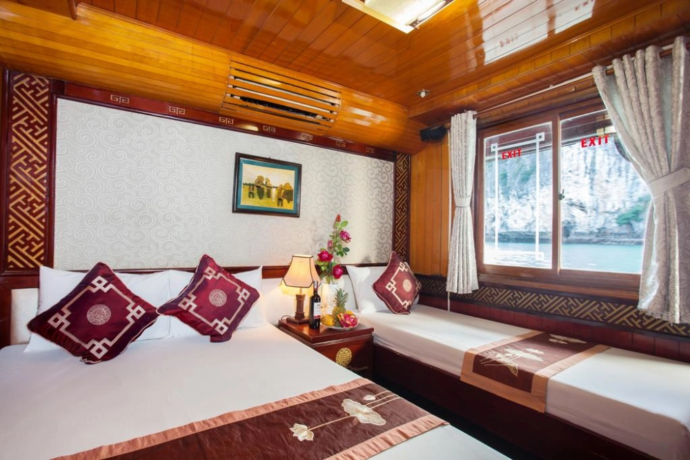 Baie d’Ha Long - Kayak – Ferme de perles – Hôtel (B, L, D)