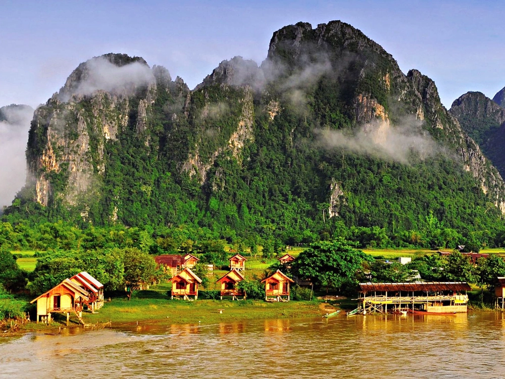 Crociera sul Mekong (B, L, D)