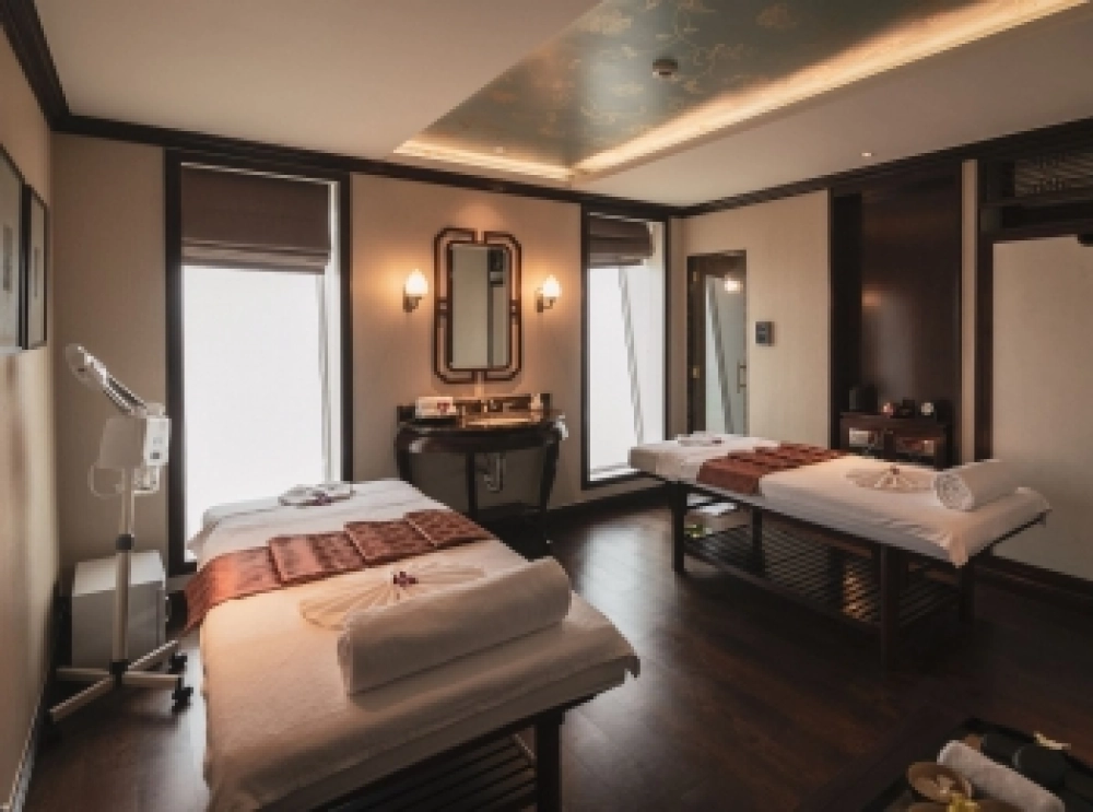 Hanoi – Baie d’Halong (L, D)