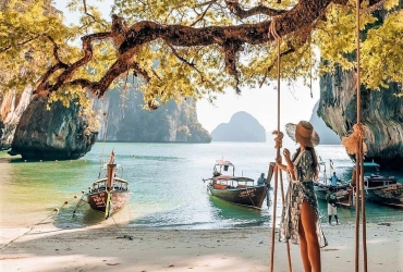 Phuket: Una romantica escursione all'isola di Phi Phi