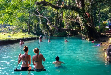 Vang Vieng - Luang Prabang (B)