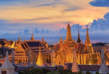 Luang Prabang - Bangkok (B)