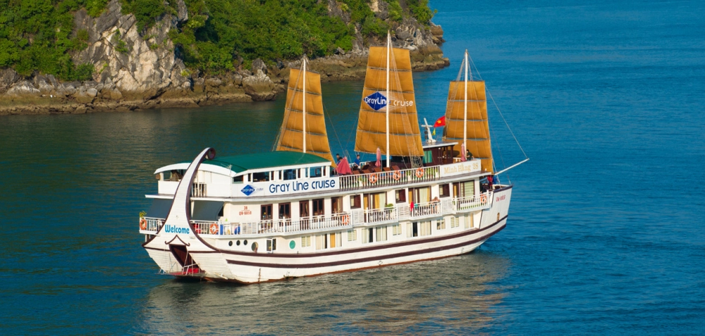 Baia di Ha Long – Hanoi (B)