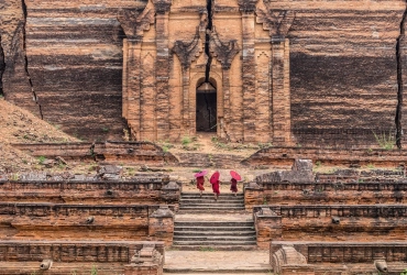 Mandalay - Imbarco - Mingun sulla crociera Paukan (B, L, D)