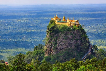 Bagan sulla crociera Paukan - Sbarco - Monte Popa (B)