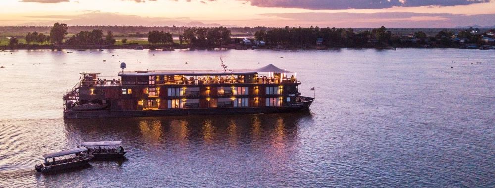 venerdì: FIUME DI MEKONG - MY THO - HO CHI MINH (L, D)