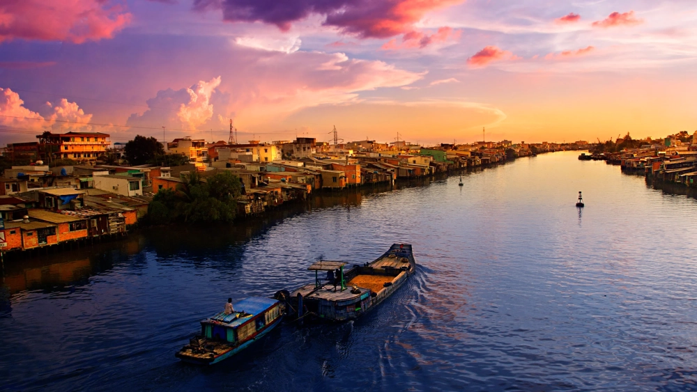 Mercredi: TONLE SAP RIVER - KOH CHEN - KAMPONG CHHNANG - CAMBODGE (B, L, D)