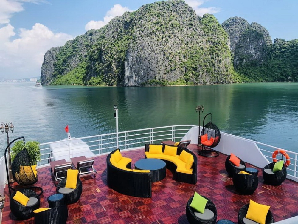 Spiaggia di Ba Trai Dao - Villaggio di Viet Hai - Isola di Cat Ba 