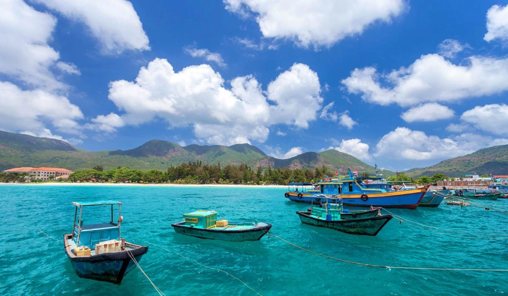 Long Xuyen - Arcipelago di Con Dao - Vam Nao (B, L, D)