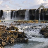 Escursione a Buon Ma Thuot: Esplorare le cascate e la cultura