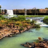 Escursione a Buon Ma Thuot: Esplorare le cascate e la cultura
