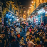 Assaggiare il delizioso cibo di strada di Hanoi in 3 ore