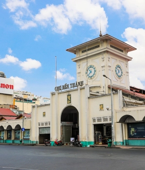 Delizie culinarie: Corso di cucina e mercato di Ben Thanh