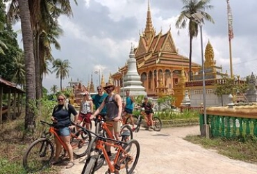 Phnom Penh - Phnom Chisor - Ta Keo (L) (in bicicletta 85 km)