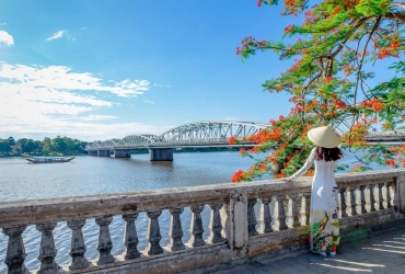 Baia di Halong - Hanoi - Hue (B,L) Senza guida a Hue