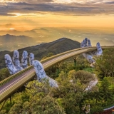 Sinfonia dell'Indocina Thailandia - Vietnam: Viaggio tra Echi Antichi e Attrazioni Moderne