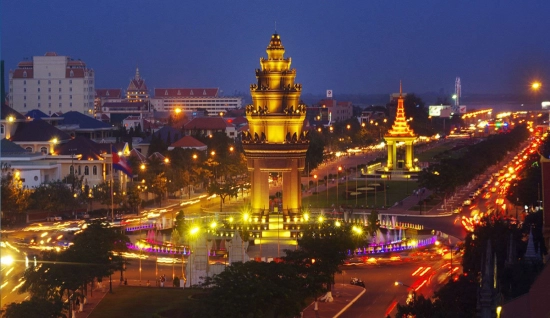 Cambogia e Vietnam in 13 giorni: Esplora le differenze culturali