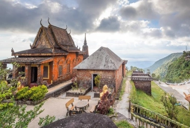 Phnom Penh - Takeo - Kep