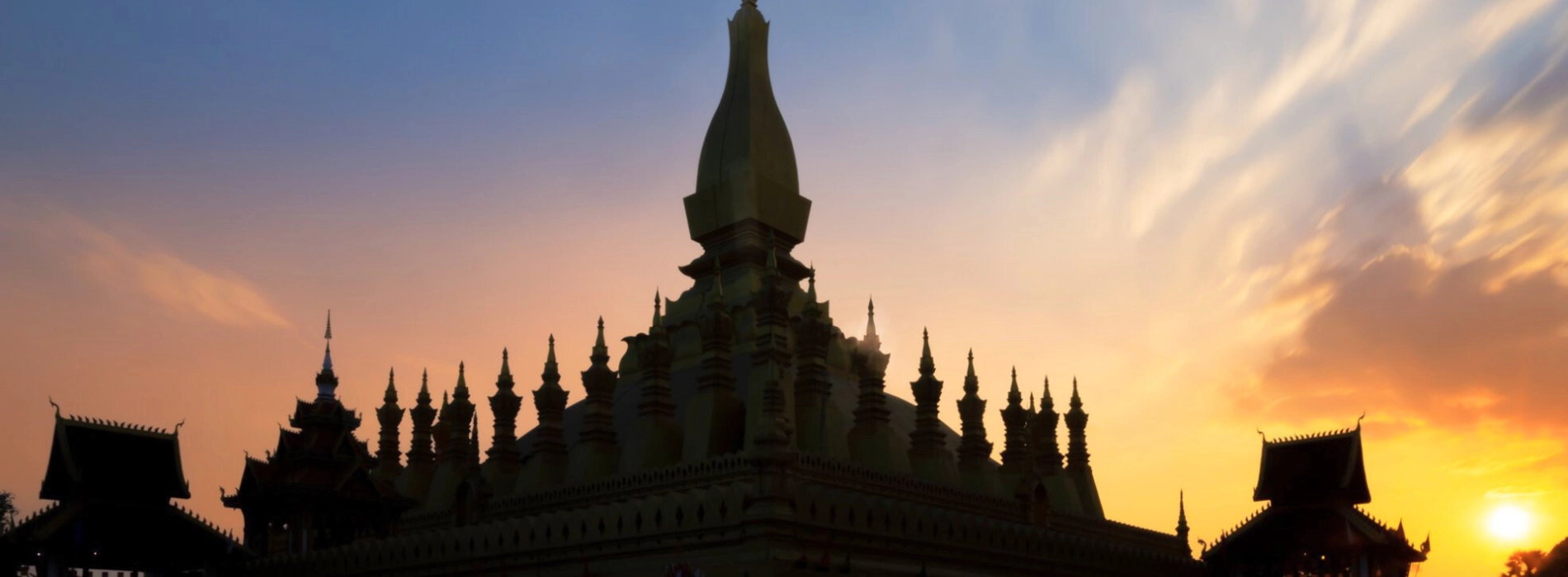 Laos, al That Luang Festival: Guida di viaggio 2024
