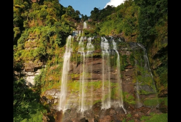 Vientiane – Volo per Pakse – Altipiano di Bolaven