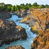 Esplorando il cuore del Laos con tour di 8 giorni - colline, fiumi e templi