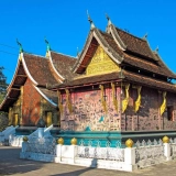 Esplorando il cuore del Laos con tour di 8 giorni - colline, fiumi e templi