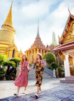 Galateo nei templi della Thailandia: Una guida completa