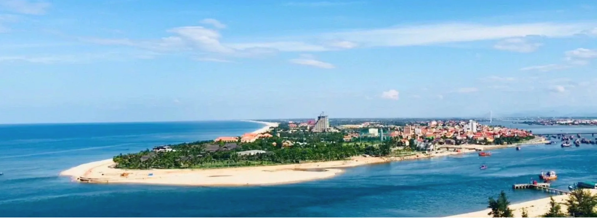 La Spiaggia di Nhat Le