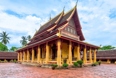 Arrivo ad Attapeu – Villaggio Brao – Tempio Wat Sakae