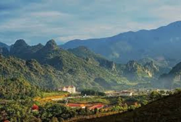 Arrivo a Xaisomboun – Villaggio Hmong – Introduzione culturale