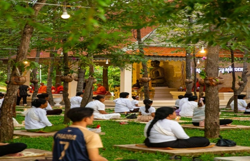 Vipassana in Cambogia: Meditazione e Guarigione Interiore