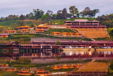 Arrivo a Mae Hong Son – Templi storici – Tramonto sulla città